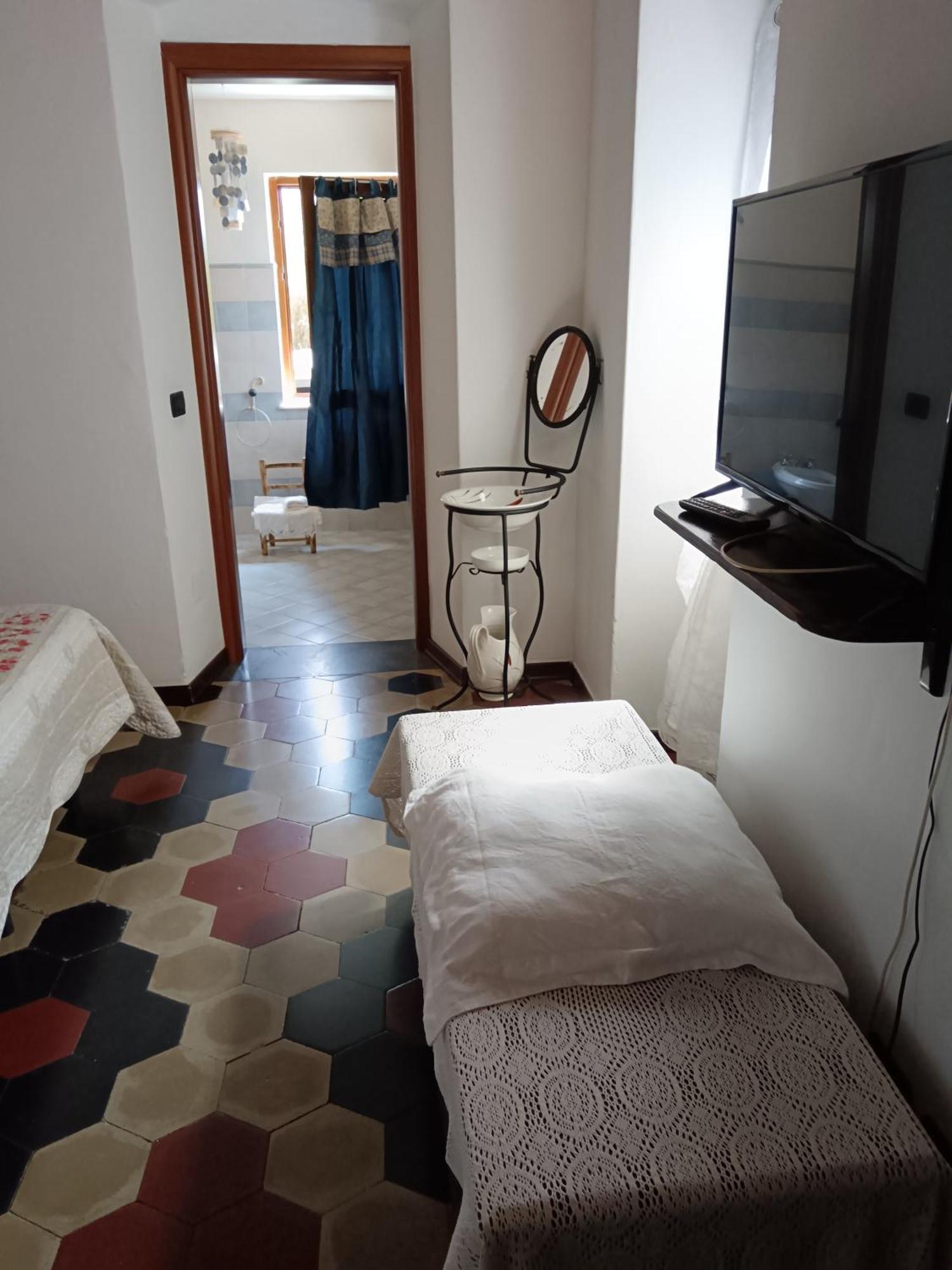 Le Travi Bed & Breakfast Sarzana Exterior photo