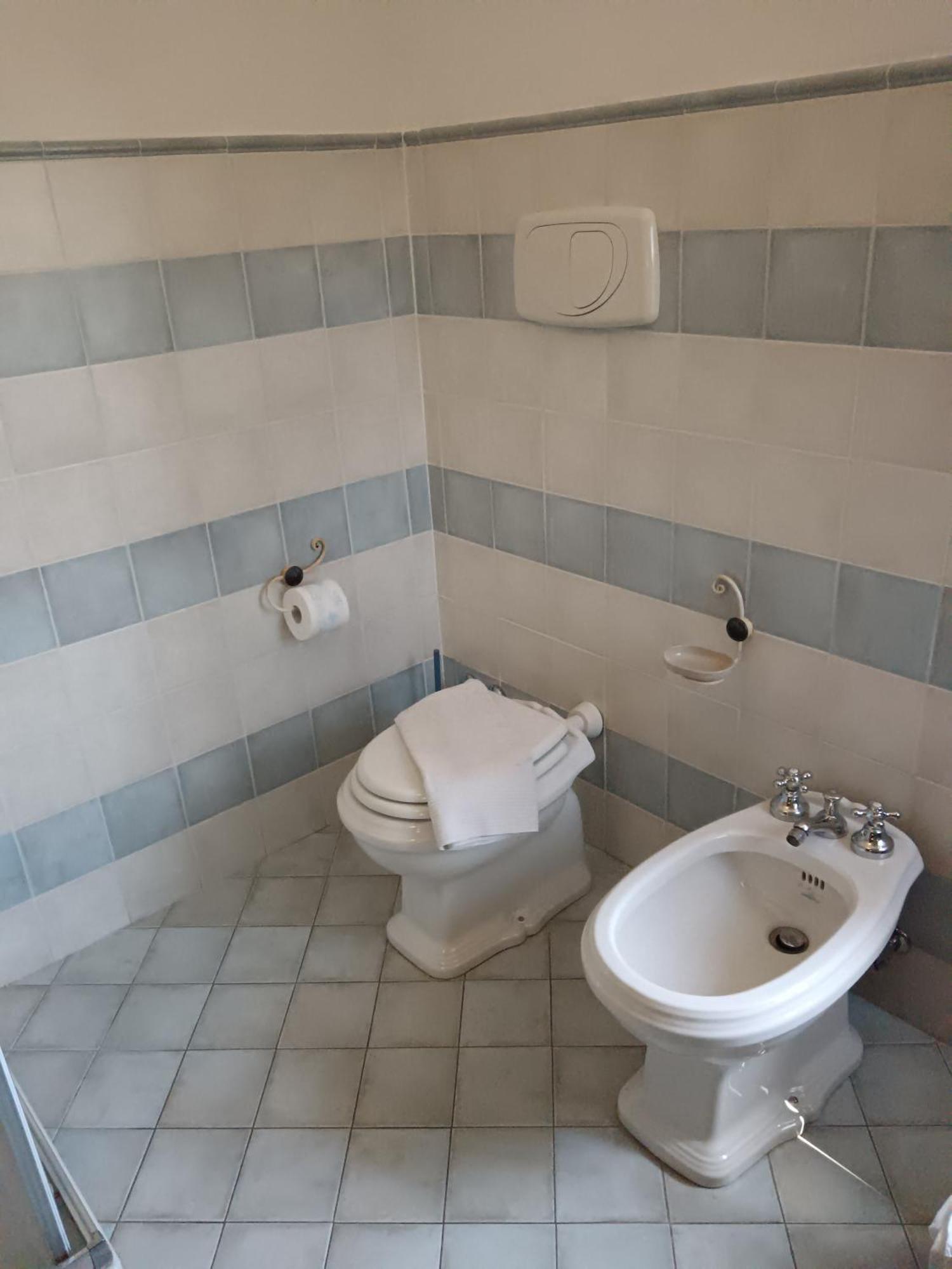 Le Travi Bed & Breakfast Sarzana Exterior photo