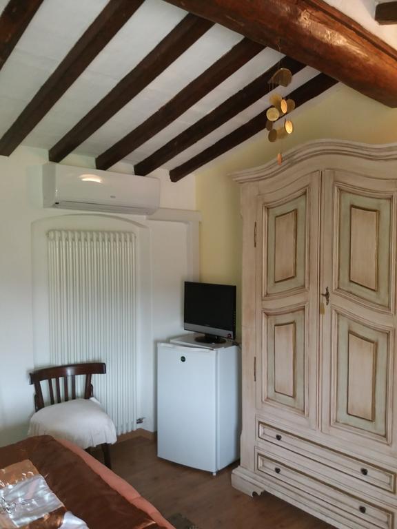 Le Travi Bed & Breakfast Sarzana Exterior photo