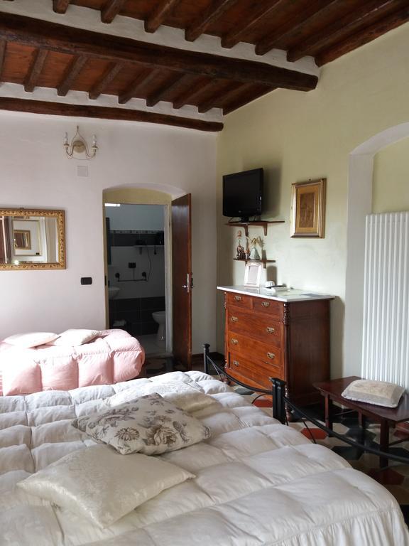 Le Travi Bed & Breakfast Sarzana Exterior photo