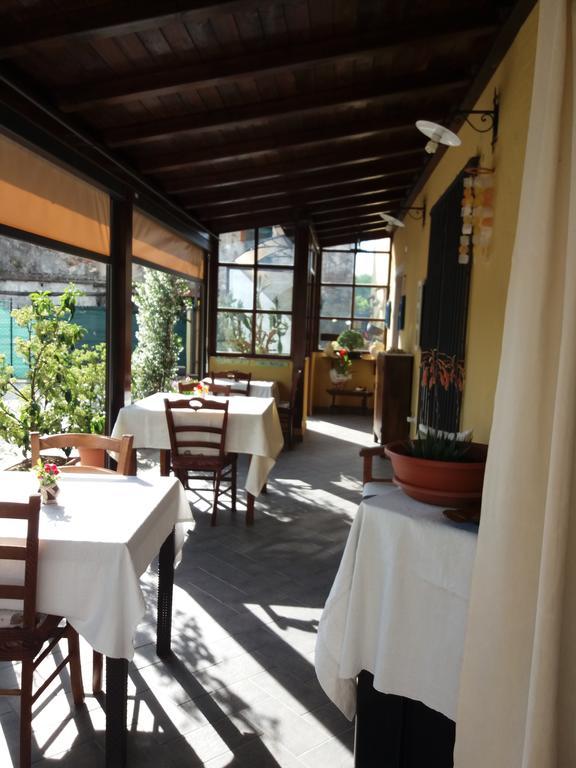 Le Travi Bed & Breakfast Sarzana Exterior photo