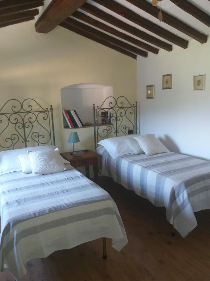 Le Travi Bed & Breakfast Sarzana Exterior photo