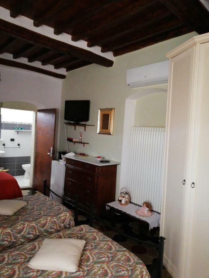 Le Travi Bed & Breakfast Sarzana Exterior photo