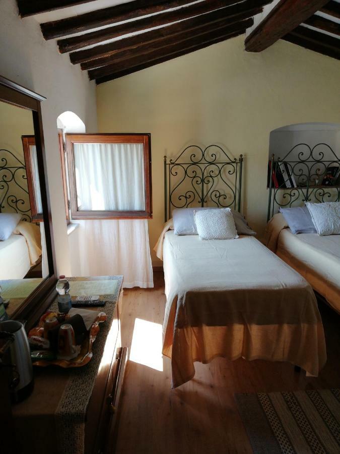 Le Travi Bed & Breakfast Sarzana Exterior photo