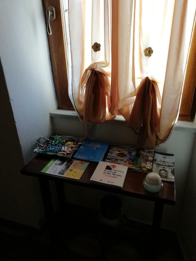 Le Travi Bed & Breakfast Sarzana Exterior photo