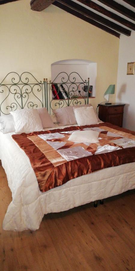 Le Travi Bed & Breakfast Sarzana Exterior photo